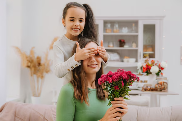 Make Her Smile: Top Trending Flowers for Mother’s Day 2025