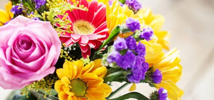 The Benefits of Choosing a Local Florist for Fresh Flower Delivery