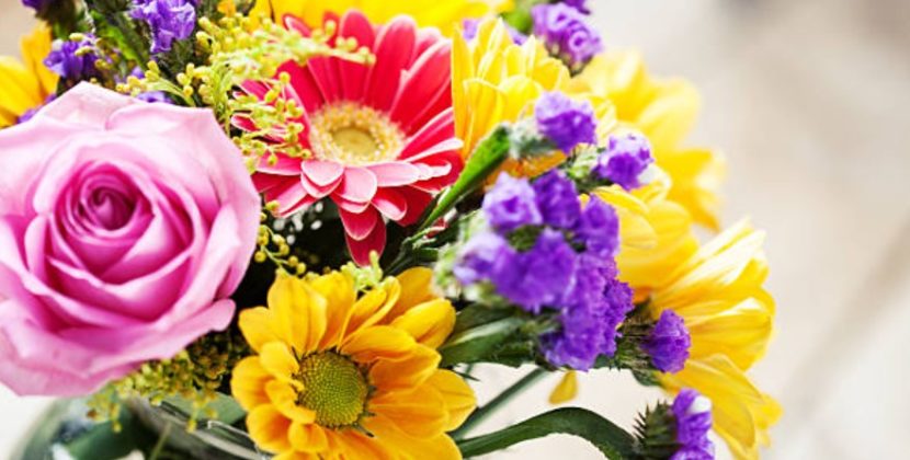 The Benefits of Choosing a Local Florist for Fresh Flower Delivery