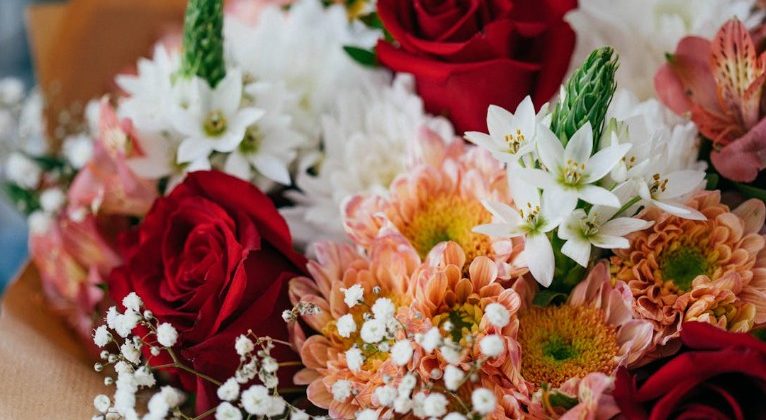 How to Make Your Flower Delivery Surprise Extra Special