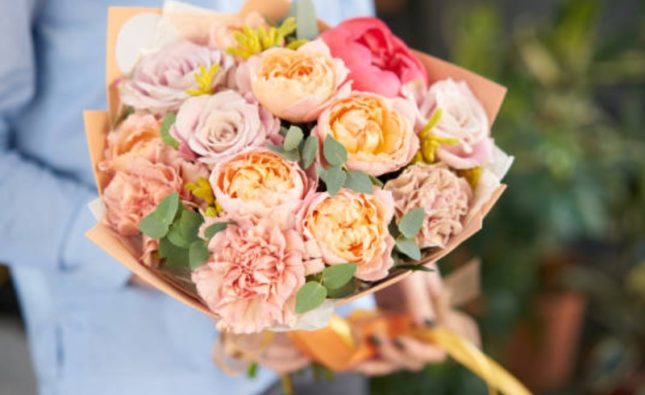 How to Personalise Your Flower Delivery for a More Meaningful Gift