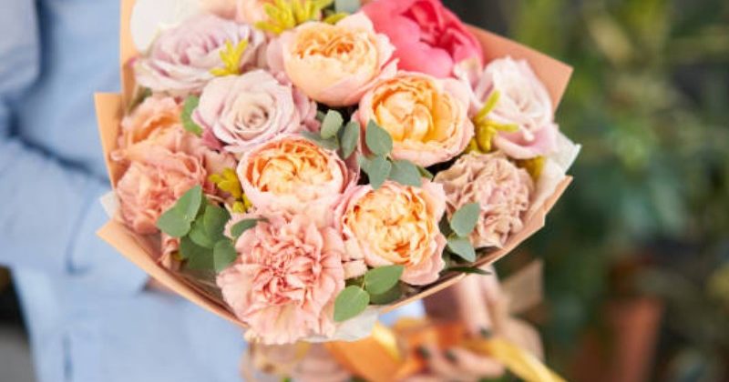 How to Personalise Your Flower Delivery for a More Meaningful Gift