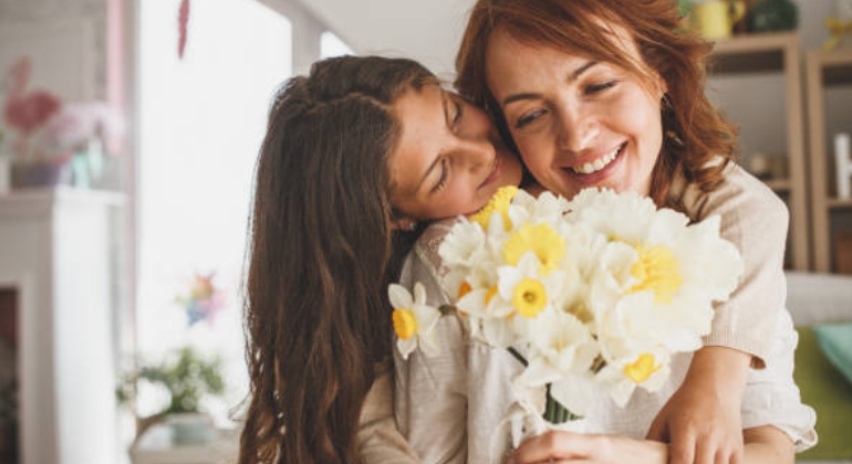 How to Choose the Perfect Mother’s Day Flowers for Every Type of Mum