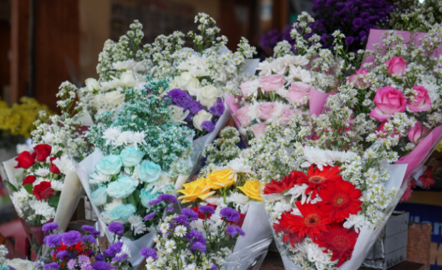 How to Choose the Perfect Flowers for Every Special Occasion